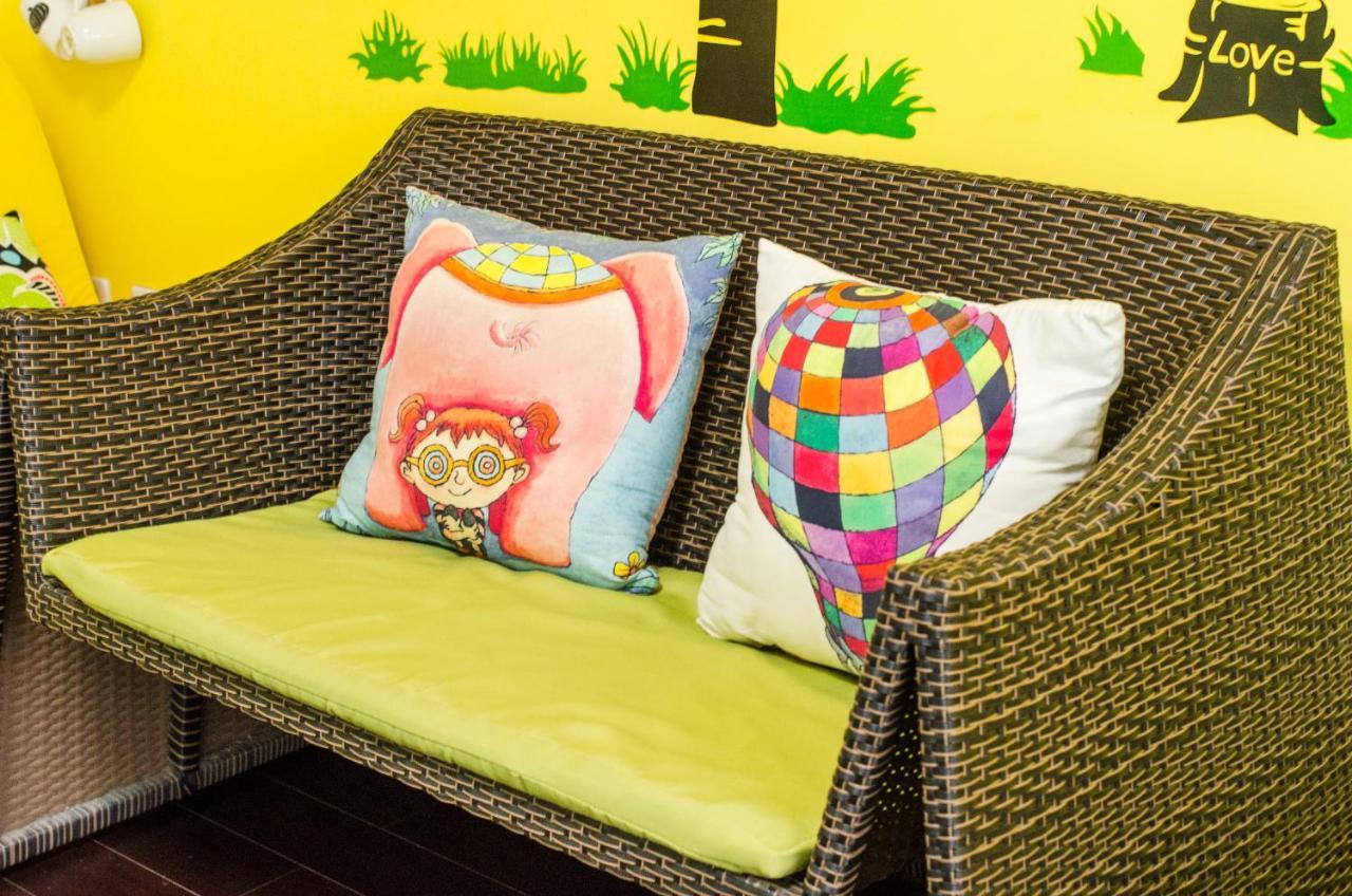 124 Lane Garden B&B Tainan Bagian luar foto